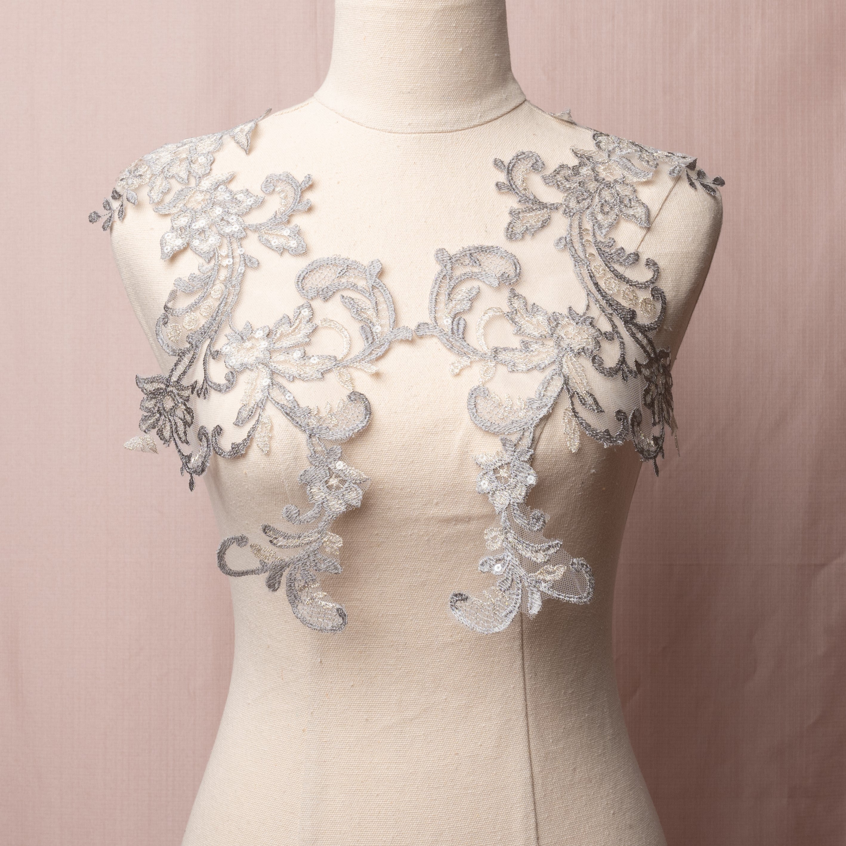 silver appliques for dresses Luxury White & Silver Rhinestone Applique, 3D Beaded Shoulder Collar Bodice Pair Appliques Handcraft Bridal Sash Headpieces Accessories